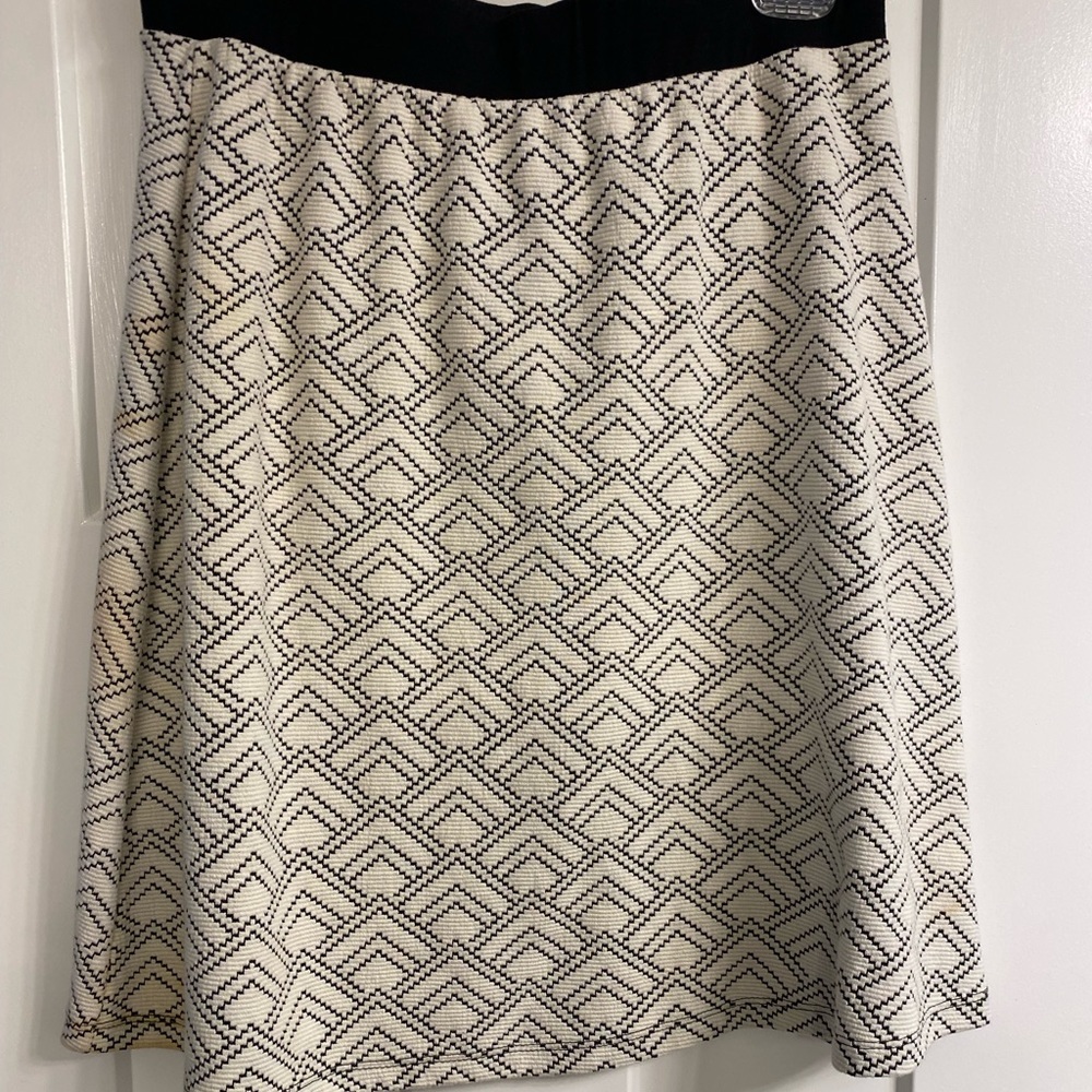 Worn once geometric skirt